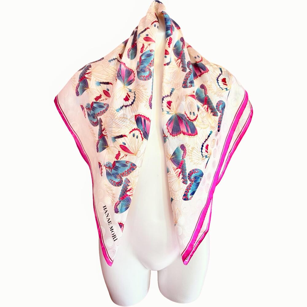 Hanae Mori Butterfly Silk Scarf 35x35 Signature Print 1970s Japan Hand Rolled - Picture 6 of 13